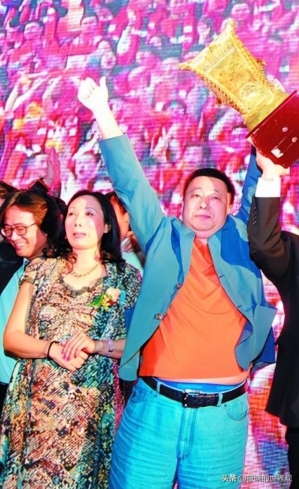 女首富戴秀丽：生活奢靡无度，丈夫有苦难言，离婚后带走100万