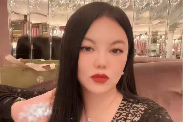 被禁止关注不到两天，李湘被扒底朝天，远不止高调炫富那么简单