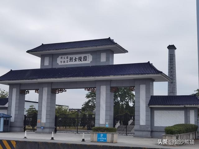 夜宿新会 登象山 抵广东大泽 10元双人早餐 双龙连续第三年千里骑行20