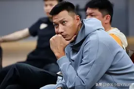 从巅峰到谷底易建联事件背后的社会镜像图片