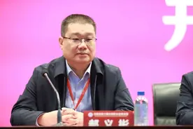 “救火队长”履新：河南省疾控中心主任郝义彬任河南省人民医院院长图片