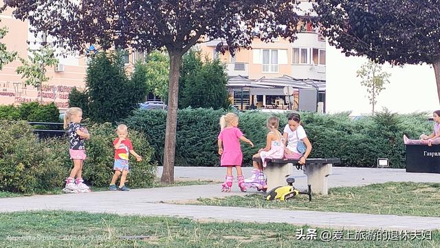 波-赛自由行第1天：住萨拉热窝机场附近，民宿不错，与当地人互动