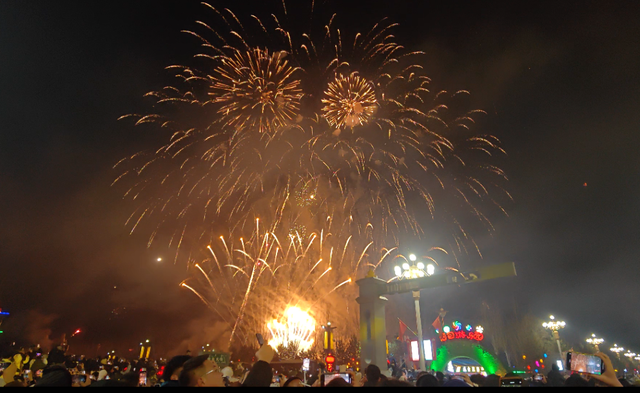 跨年当晚在新城区的，必看！