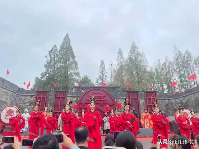 湖北荆州文旅爆火密码：把每个游客都变成“戏精”