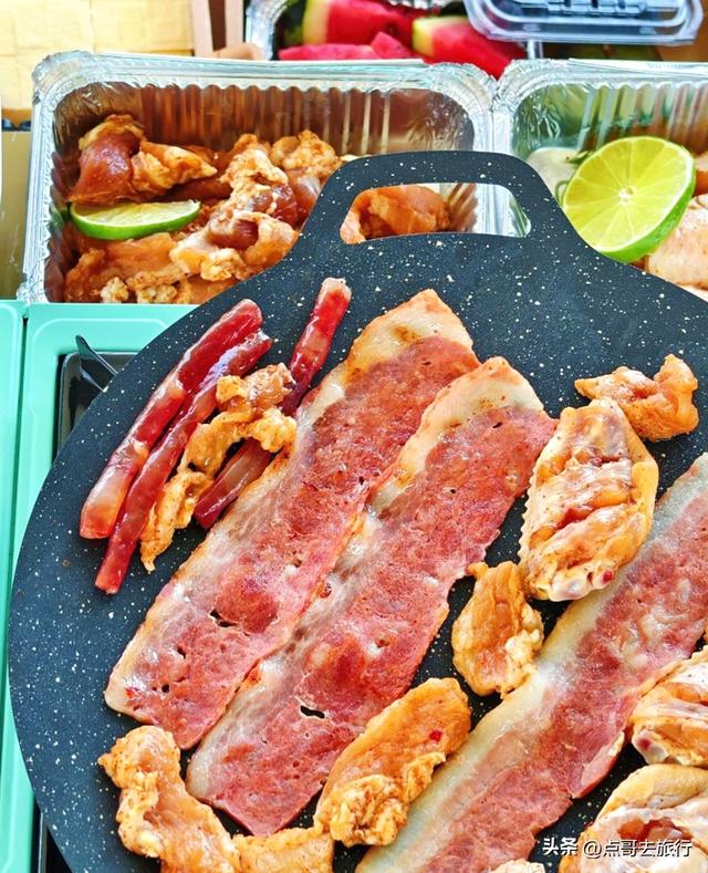 成都市区最大免费露营地，可以烧烤、烤肉，公共交通可到达！