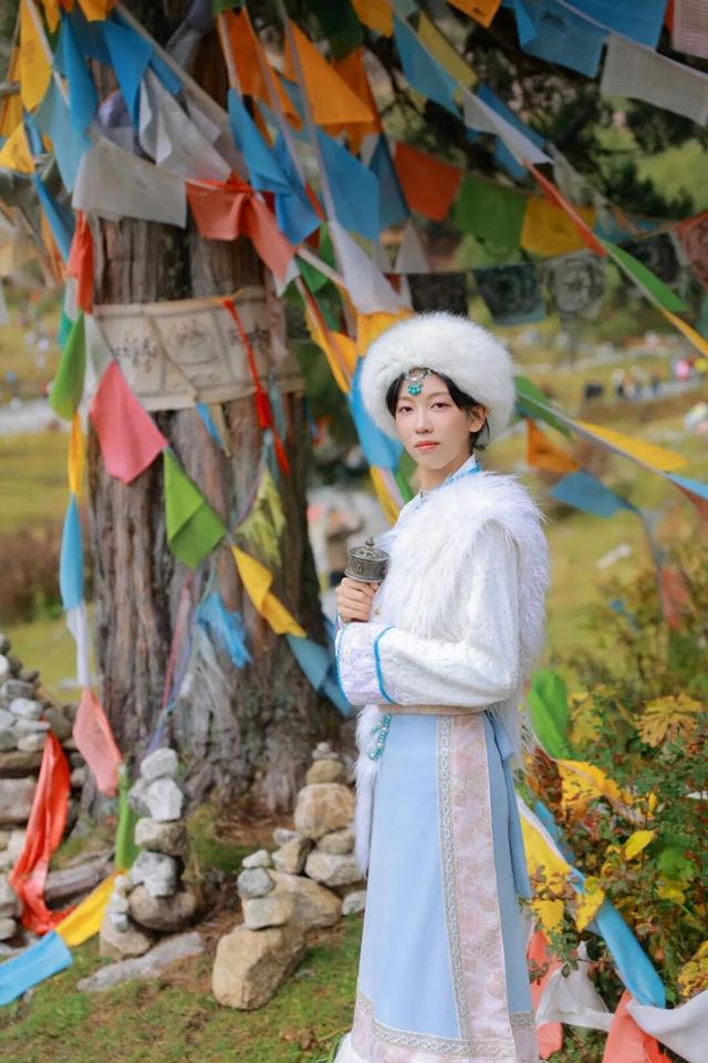 氛围感天花板！国庆逢中秋，到毕棚沟秋色共团圆~