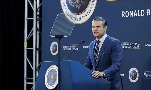 辽宁舰西太平洋亮剑！破日本警戒线，要环日航行？美航母紧急赶回