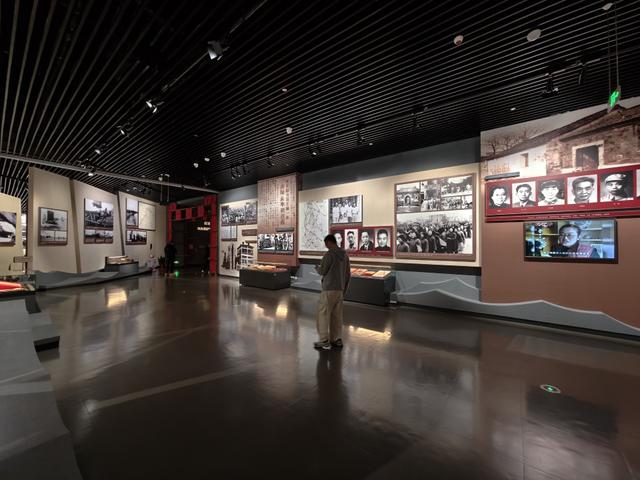 寻迹渡江，红色航程——记“宁扬e心”红色基地行渡江胜利纪念馆