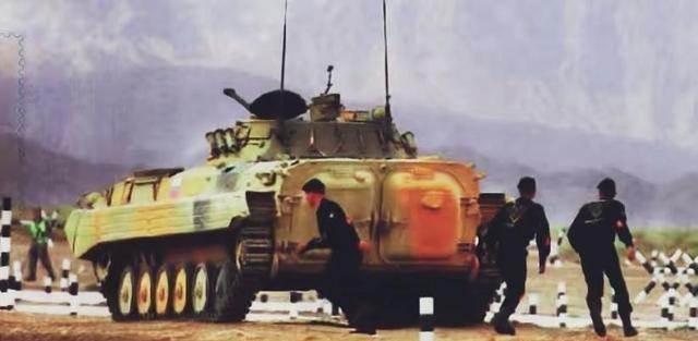 一中弹就全车阵亡，解放军不想要又被迫大量装备部队的步兵战车