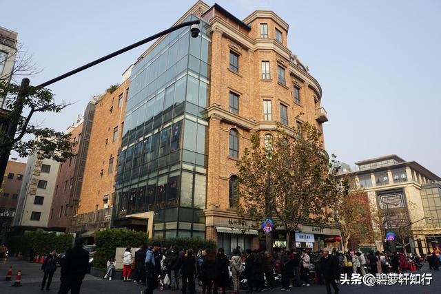 西湖文化广场离西湖有多远，千万别以为它就在西湖边上