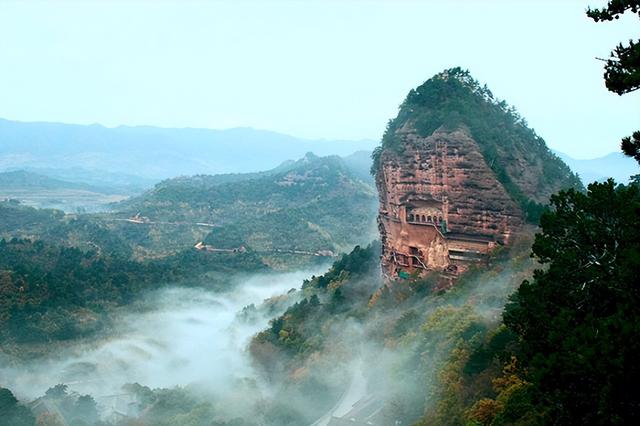 这个秋天，来甘肃的山川寻一抹色彩