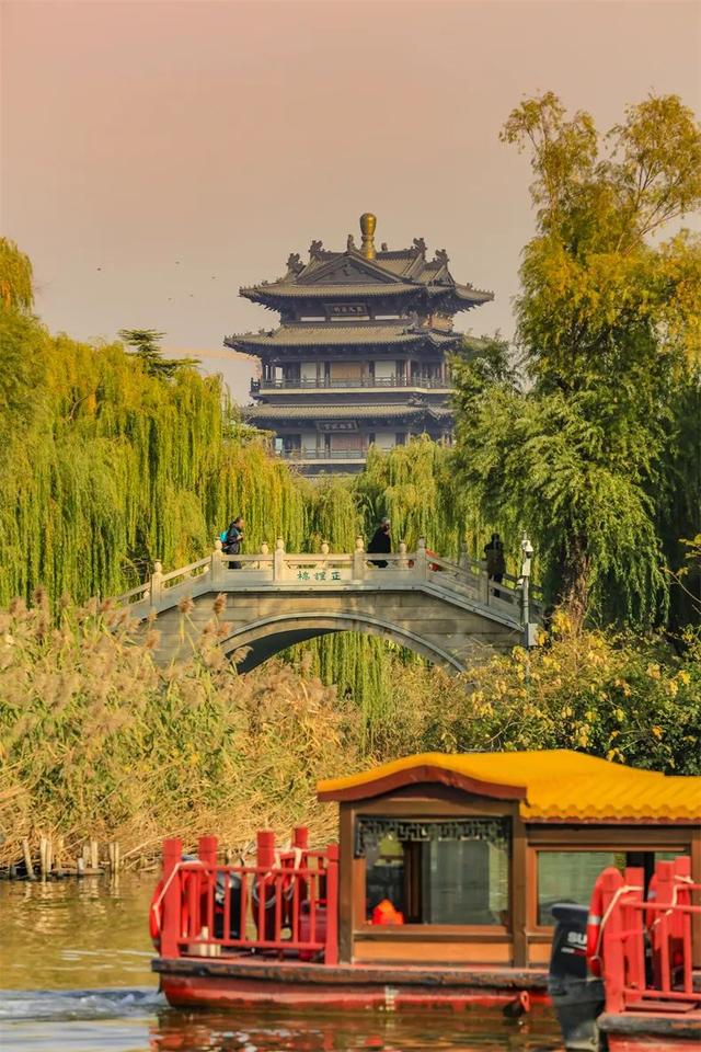 接下来2个月，这16个地方的秋色迎来“封神”之作，挑一个出发！