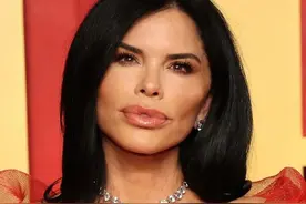 世界首富未婚妻桑切斯，老中医都把不出体虚的那种女人！图片