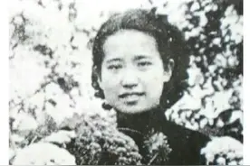 老舍，一个摇摆不定的男人，最终害了两个女人图片