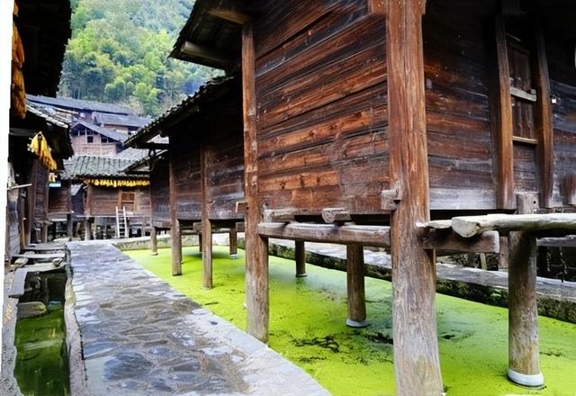 雷山新桥短裙苗