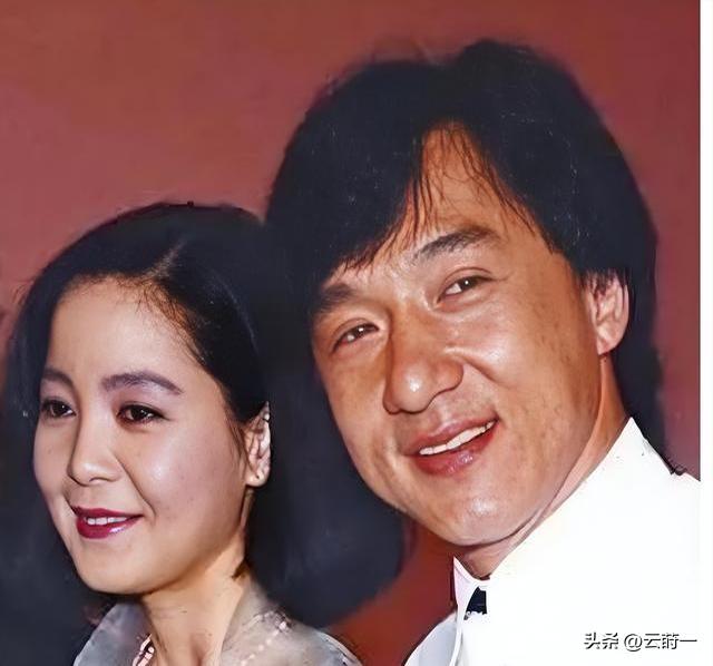 善恶终有报，把儿子养废，任由私生女拾荒的成龙，终为荒唐买单
