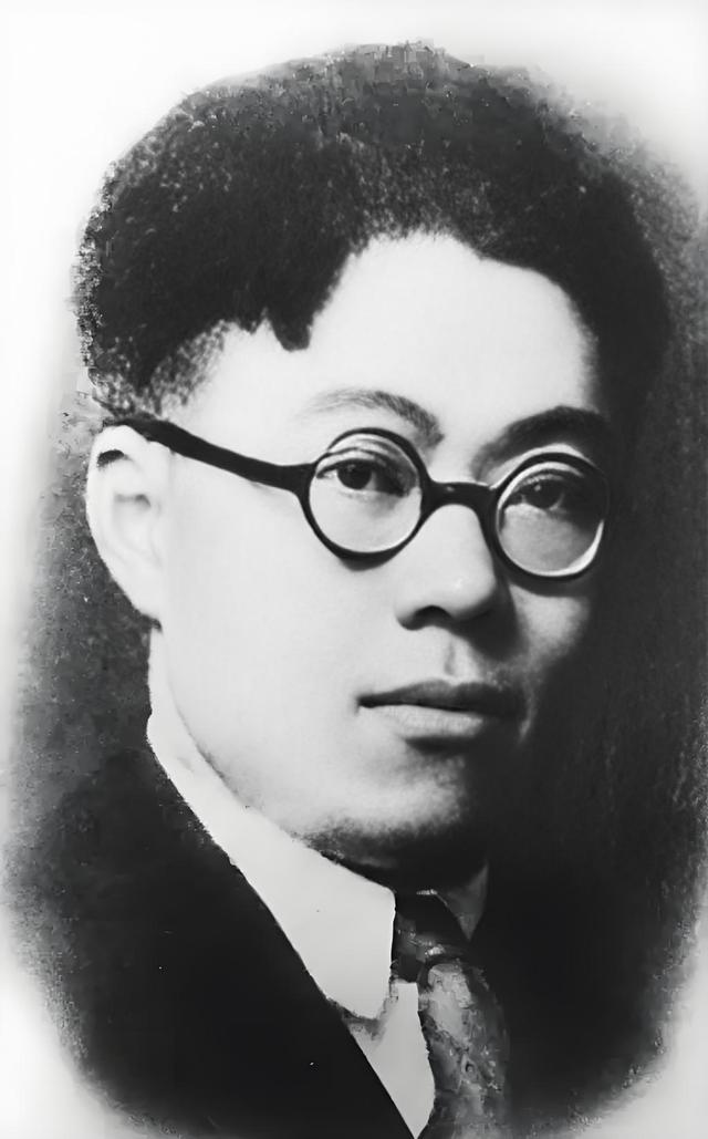 此人两次被开除党籍，多次与周总理争论，周：你给我滚出去