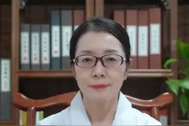 两个小动作，每天5分钟，练成硬汉功图片