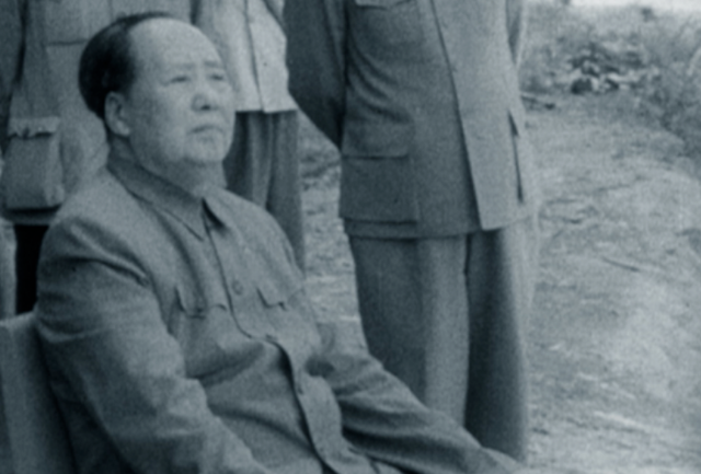 毛主席和贺子珍走到一起时，杨开慧还在世，毛主席为何会这样做？