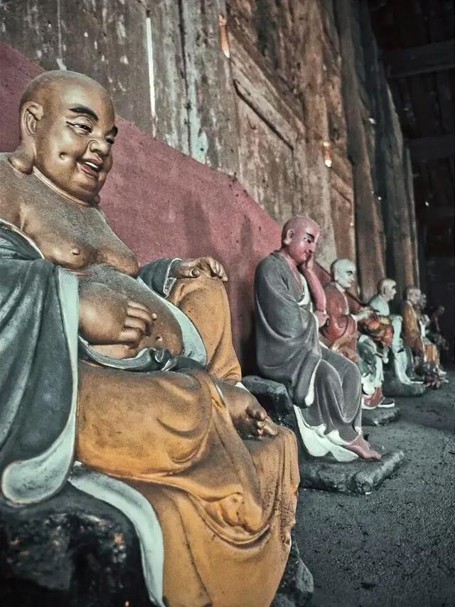 重庆涪陵最原生态的清代寺庙，曾作为学校，不知如今为何空无一人