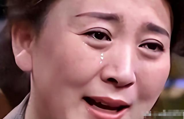 道歉不到24小时，闫学晶再迎三大噩耗	，她儿子可能30万都赚不到了