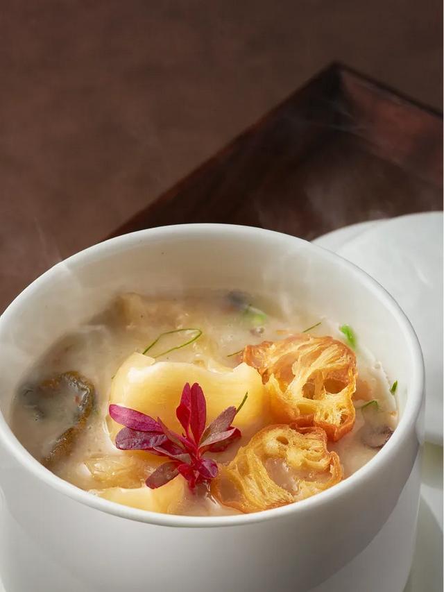 鸡肉干贝花胶沙虫汤 花胶干贝炖鸡