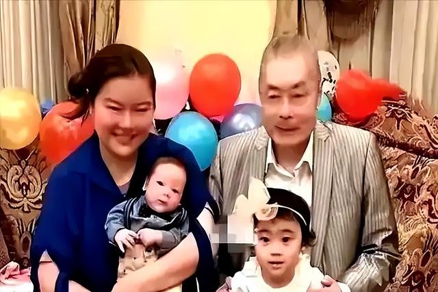 恩爱11年难抵现实，饶芯语把王奎荣熬成爹，37岁年龄差终究是道坎