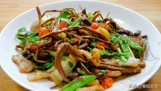 大量上市！含18种氨基酸，吃山药不如吃它，随手一炒，比肉还鲜！
