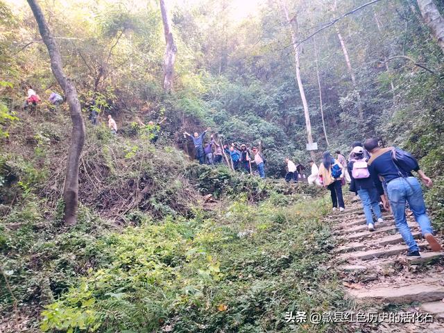 徒步由义岭尝上坦农家乐