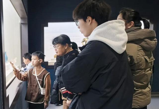 文物不语，但他们让历史有了心跳的温度