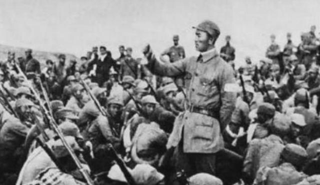 他是国军总司令	，毛主席唯独不接受他投降，老蒋：我也想杀了他