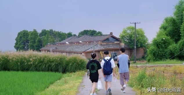 “人没本事，一看就知”：没本事的人，每到过年，就有3个通病