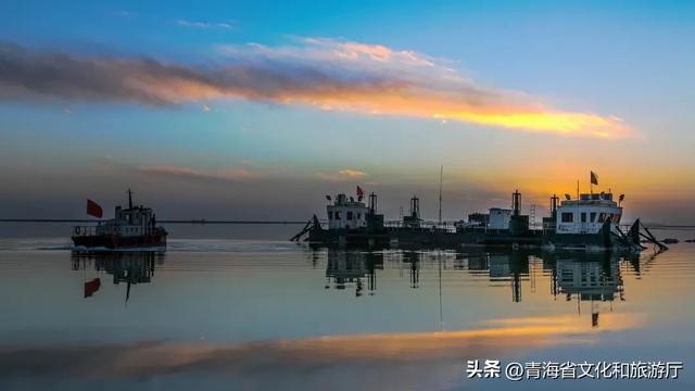 海西的秋天有多绝？从盐湖到胡杨，每一帧都是壁纸