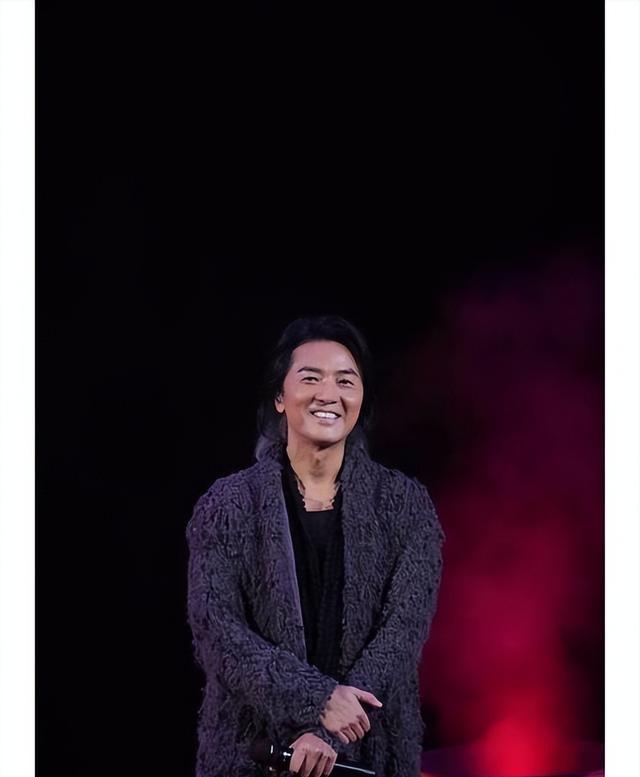 没想到，高市早苗涉华言论没完，58岁郑伊健因一个举动口碑暴涨