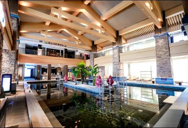 人气火爆！庐江的温泉，不基础🤙