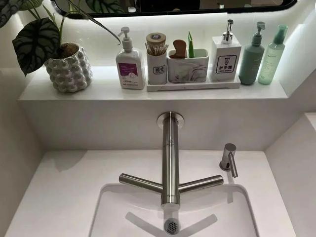 41亿零负债，90%利润给员工！胖东来爆火原因，让所有人都想不到