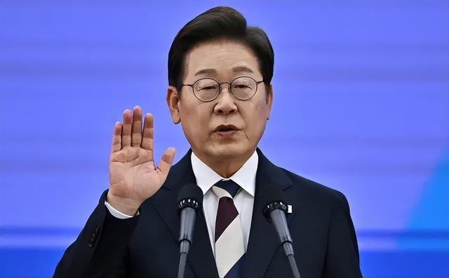 特朗普有大麻烦了！日本发警告，台高层喊话大陆：我们真不想动手