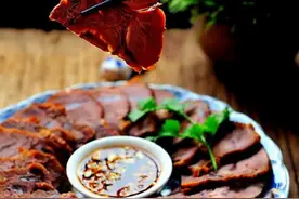 酱牛肉时，牢记“3泡3酱2窍门”，牛肉酱香浓郁，缩水少切片不散图片