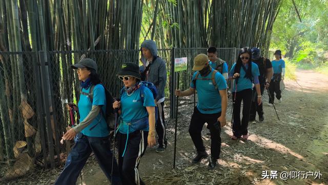 穿越万绿湖大型徒步