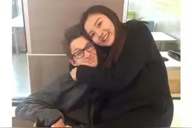 宋祖儿和外国男子亲密合影后续！男子真实身份曝光，更多照片流出图片