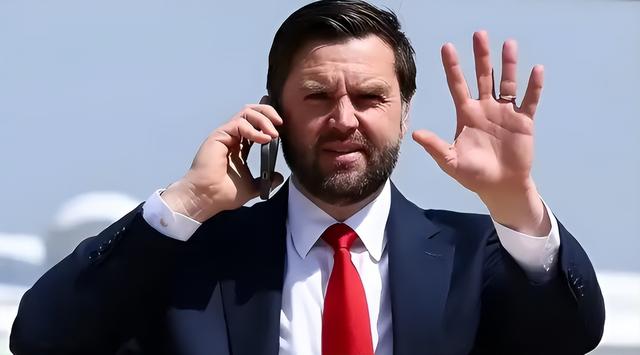 美国下一任总统浮出水面？特朗普终于松口，接班人果然不出所料，对中国来说是好是坏？