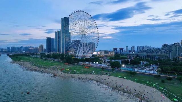 2025年南昌文旅杀疯了！十大名场面让全网狂刷“立刻出发”