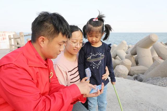 这个假期，孤东海堤因他们而更暖！