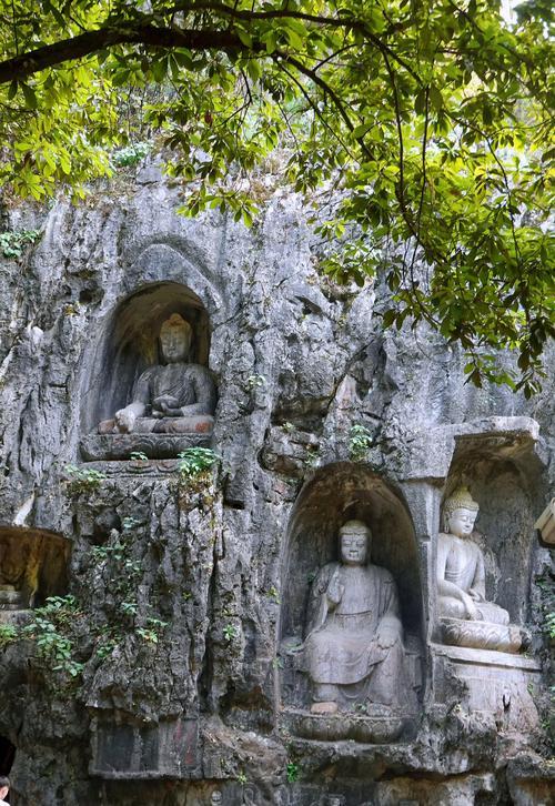 千年古刹免费背后：杭州文旅如何用“舍”换来万亿级流量密码？