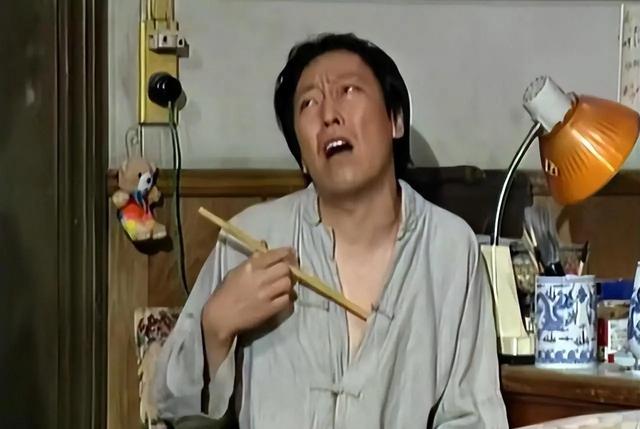 原来她是倪大红的妻子，难怪65岁还在内娱活跃，娶一个贤妻旺三代