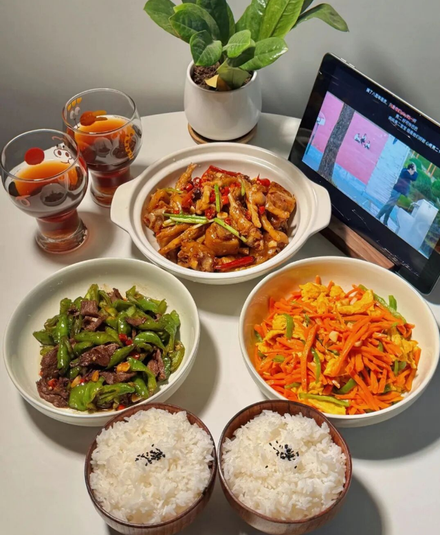 美食制作全解析：一周不重样菜单，每道菜都有超详细步骤解析