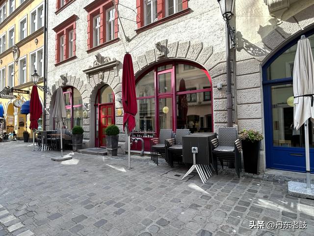 欧洲行第二天- 巴伐利亚王宫。世界著名啤酒馆Hofbräuhaus