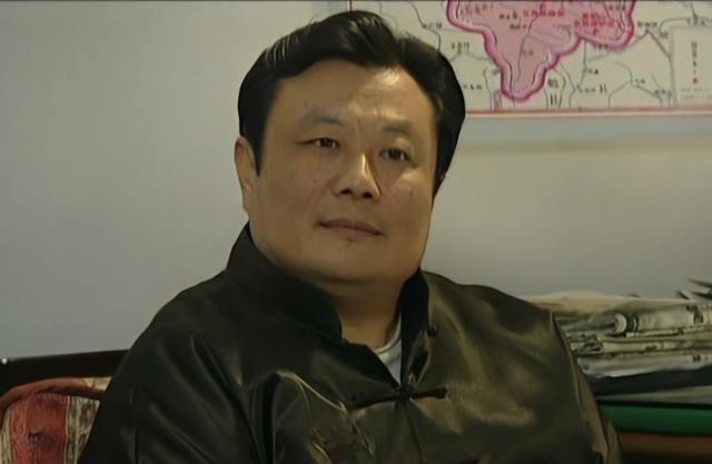 龙年档案：市委书记龙福海与市长罗成	，西关县委书记孔亮支持谁？