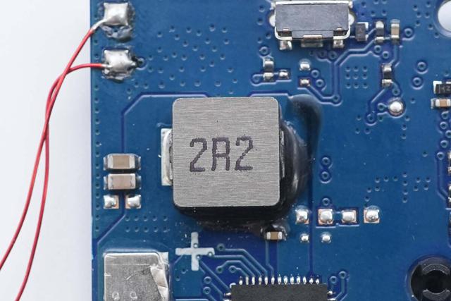 用的这家厂商电芯？老合作客户了，小米22.5W自带线充电宝拆解