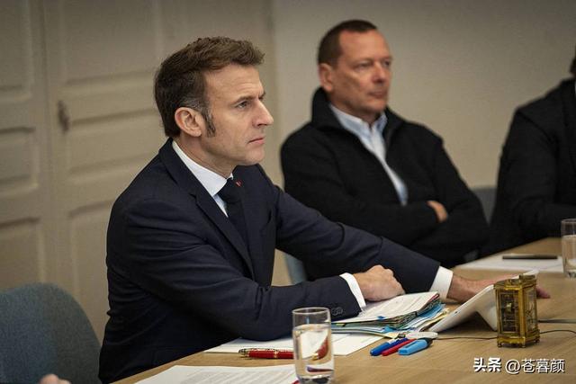 高市早苗对华正式“宣战”！马克龙转头背叛日本，特朗普告示全球